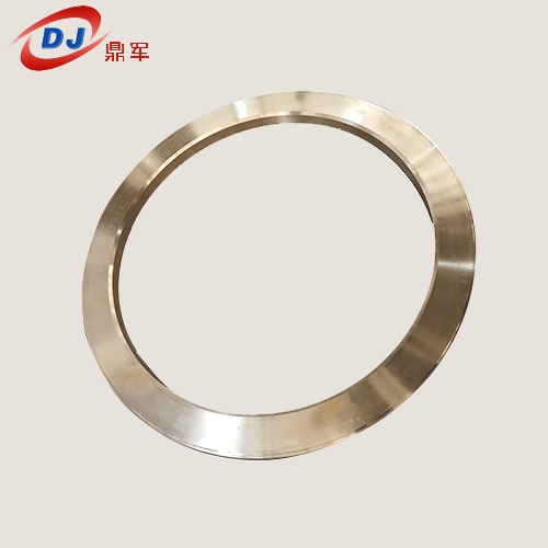 Vertical turning processing sealing pressure ring
